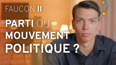 Loin des attributs ordinaires et restrictifs qui sont attachés à l’idée de parti, il s’agit ici de le redéfinir dans sa composante proprement révolutionnaire. Le parti se doit d’être organisé, structuré nationalement, de reposer sur le centralisme démocratique afin d’obtenir le soutien populaire. Sans cette organisation, il apparaît vain de conduire correctement un mouvement social vers une fin qui lui soit profitable.